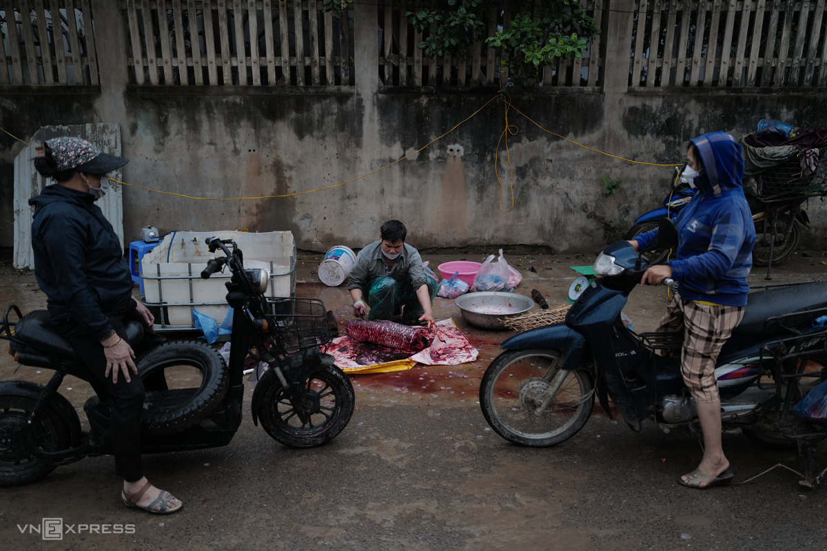 Nghề hun khói cá ở ngoại thành Hà Nội - Ảnh 2. Nghề hun khói cá ở ngoại thành Hà Nội - Ảnh 2.