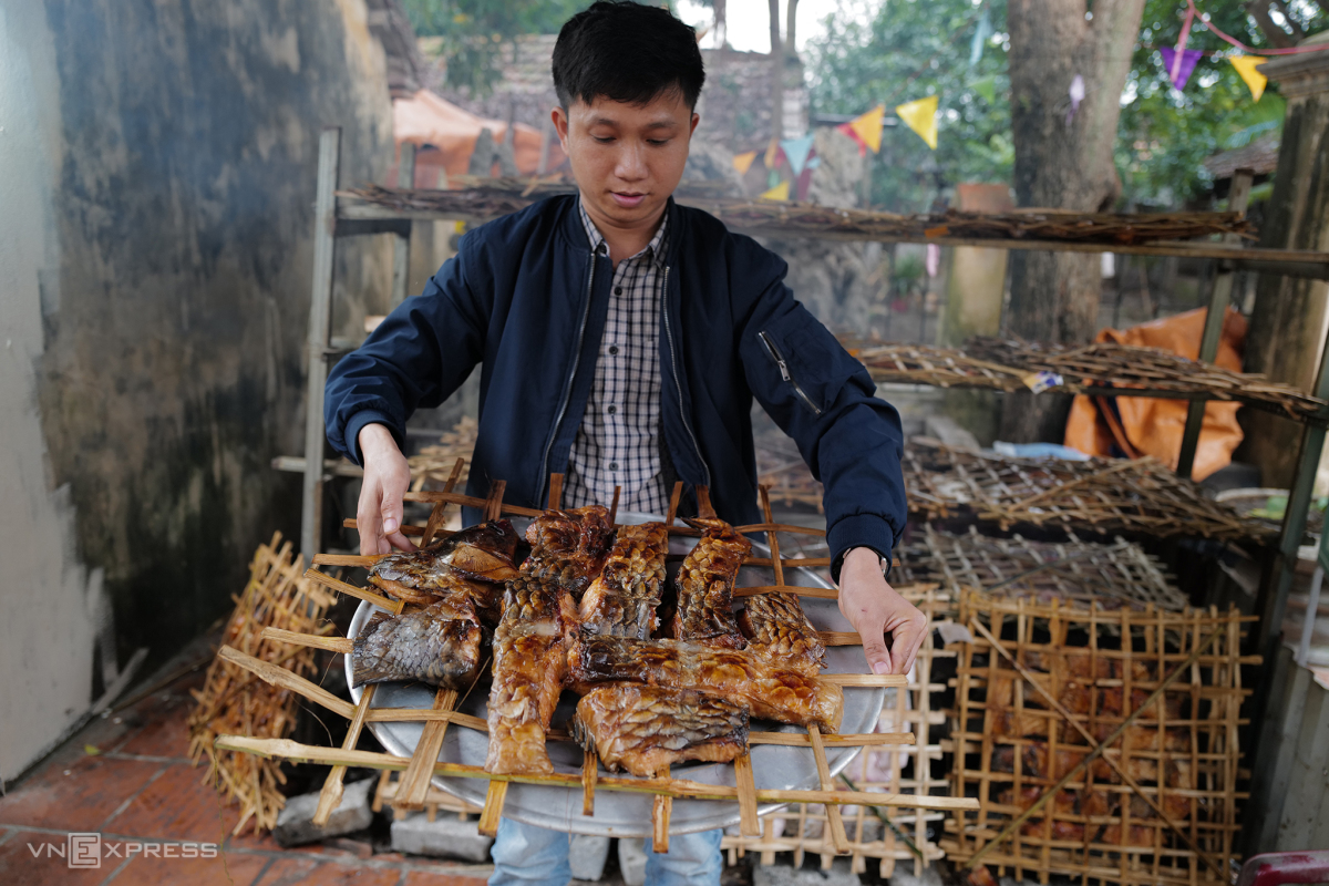 Nghề hun khói cá ở ngoại thành Hà Nội - Ảnh 10. Nghề hun khói cá ở ngoại thành Hà Nội - Ảnh 10.