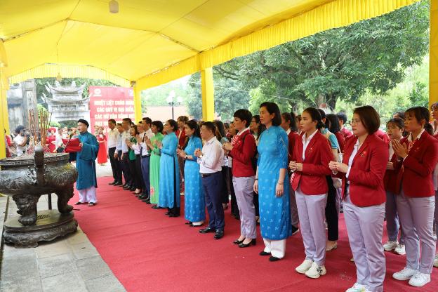 Trung ương Hội LHPN Việt Nam tổ chức gặp mặt nữ vận động viên đạt Huy chương Vàng SEA Games 31 - Ảnh 5. Trung ương Hội LHPN Việt Nam tổ chức gặp mặt nữ vận động viên đạt Huy chương Vàng SEA Games 31 - Ảnh 5.