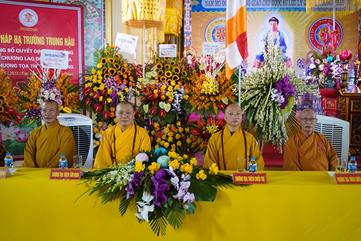 Hà Nội: Lễ tạ Pháp Hạ trường Trung Hậu và công bố quyết định trao tặng Huân chương lao động Hạng Ba cho TT. Thích Chiếu Tạng - Phật Sự Online - Ảnh 3.
