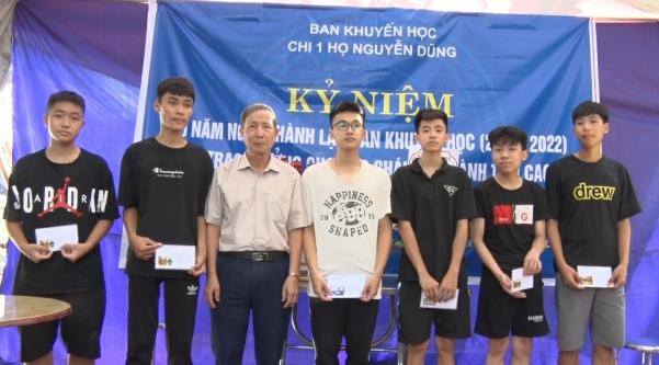 photo-1662126499449 photo-1662126499449