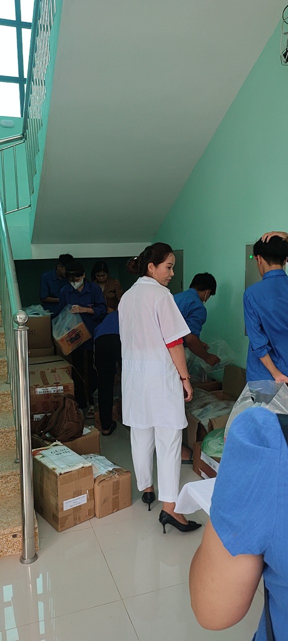 xã Liên Mạc tổ chức các hoạt động thiết thực Kỷ niệm 76 năm ngày Thương binh - Liệt sỹ - Ảnh 2. xã Liên Mạc tổ chức các hoạt động thiết thực Kỷ niệm 76 năm ngày Thương binh - Liệt sỹ - Ảnh 2.