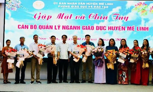 Phòng Giáo dục và Đào tạo Huyện: Giao ban chuẩn bị cho năm học mới 2023 - 2024 - Ảnh 2. Phòng Giáo dục và Đào tạo Huyện: Giao ban chuẩn bị cho năm học mới 2023 - 2024 - Ảnh 2.