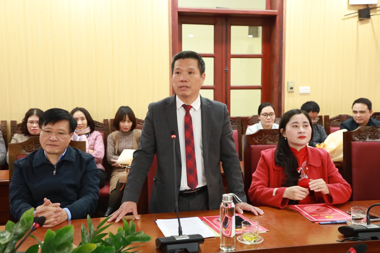 Mê Linh: Công bố Quyết định điều động, bổ nhiệm Phó trưởng Ban Tuyên giáo Huyện ủy và Phó trưởng Ban Tổ chức Huyện ủy- Ảnh 3. Mê Linh: Công bố Quyết định điều động, bổ nhiệm Phó trưởng Ban Tuyên giáo Huyện ủy và Phó trưởng Ban Tổ chức Huyện ủy- Ảnh 3.