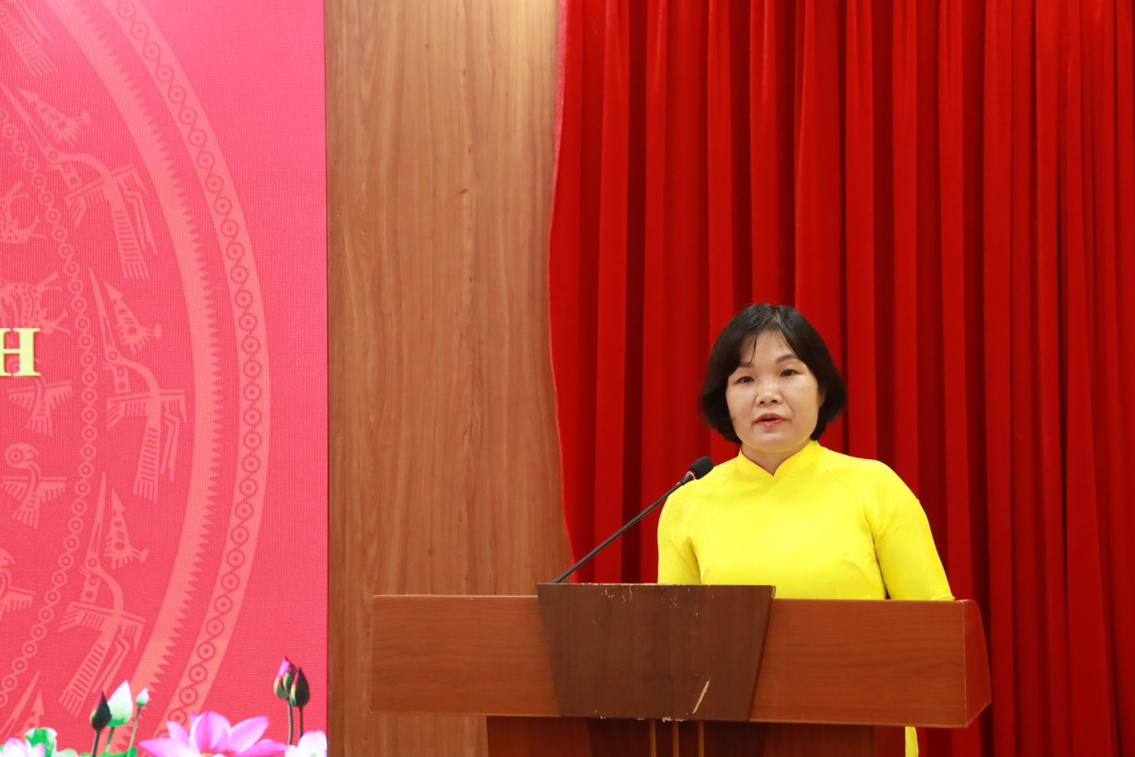 Huyện ủy Mê Linh công bố các Quyết định về điều động lãnh đạo Phòng Văn hóa - Thông tin và Hội Liên hiệp phụ nữ Huyện- Ảnh 2.