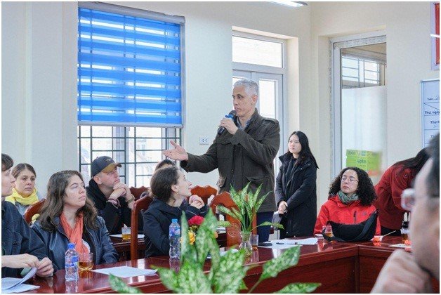 Giáo viên huyện Mê Linh trao đổi kinh nghiệm dạy và học trực tuyến cùng chuyên gia giáo dục của 17 nước trên thế giới- Ảnh 2.