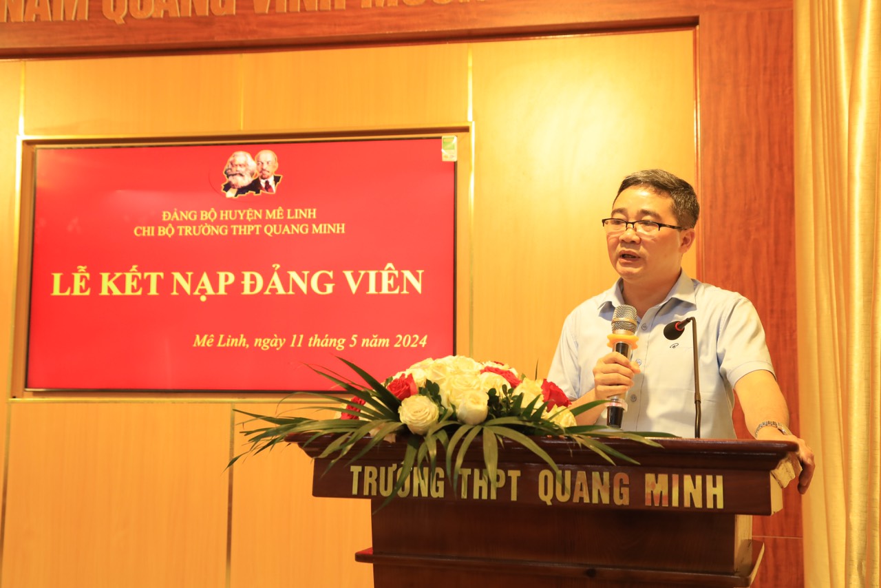 Chi bộ Trường THPT Quang Minh kết nạp Đảng cho 02 học sinh- Ảnh 2.