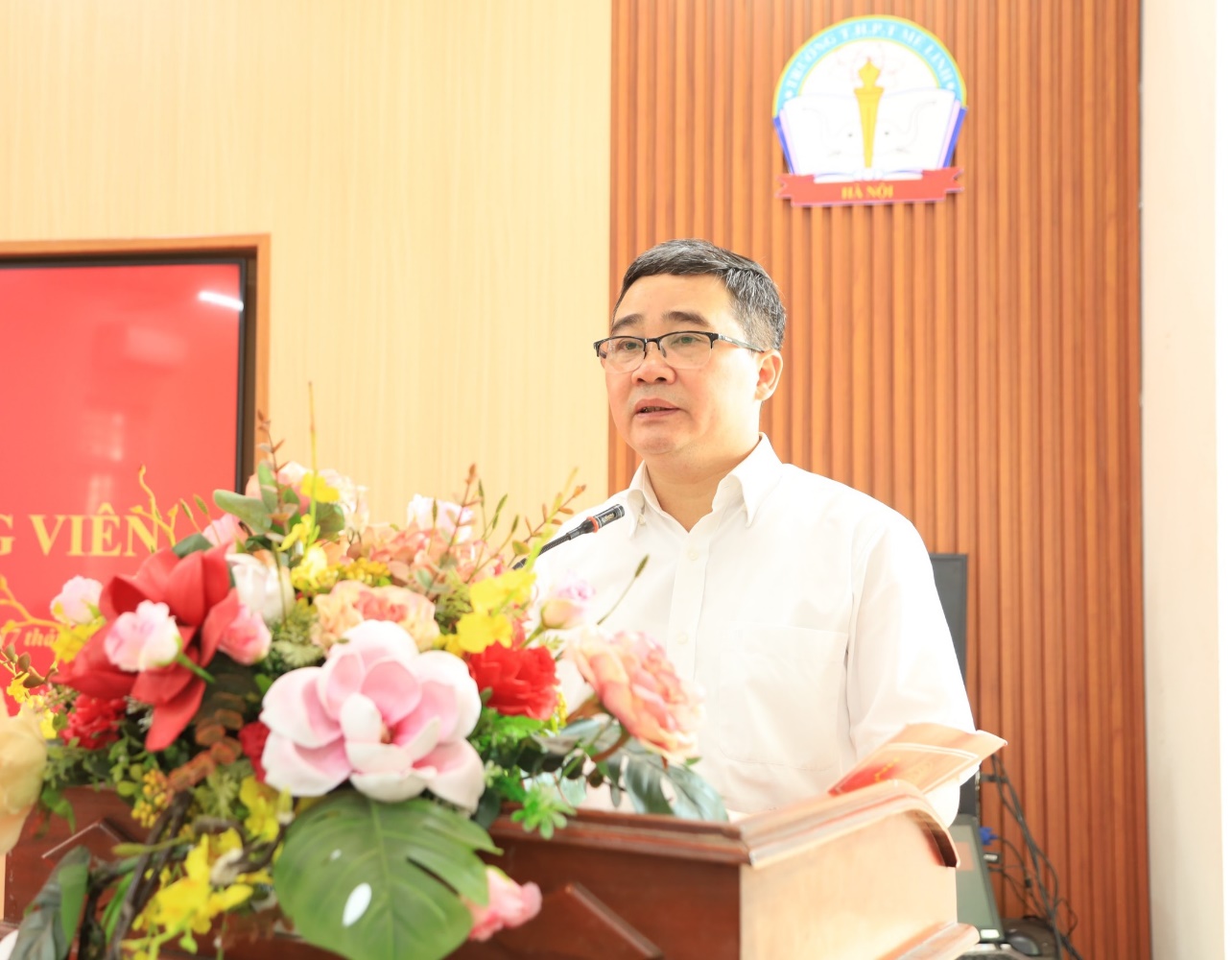 Mê Linh: Kết nạp đảng cho 6 đoàn viên ưu tú là học sinh THPT- Ảnh 3. Mê Linh: Kết nạp đảng cho 6 đoàn viên ưu tú là học sinh THPT- Ảnh 3.