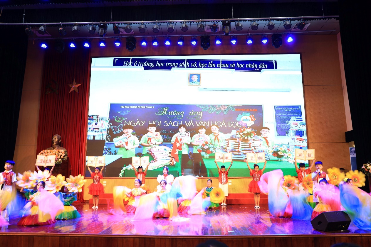 Chung khảo Cuộc thi Đại sứ Văn hóa đọc huyện Mê Linh năm 2024- Ảnh 3.