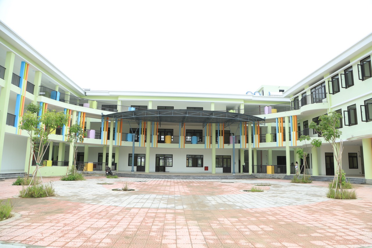 Đẩy nhanh tiến độ thi công các công trình trường học trên địa bàn huyện Mê Linh- Ảnh 2. Đẩy nhanh tiến độ thi công các công trình trường học trên địa bàn huyện Mê Linh- Ảnh 2.
