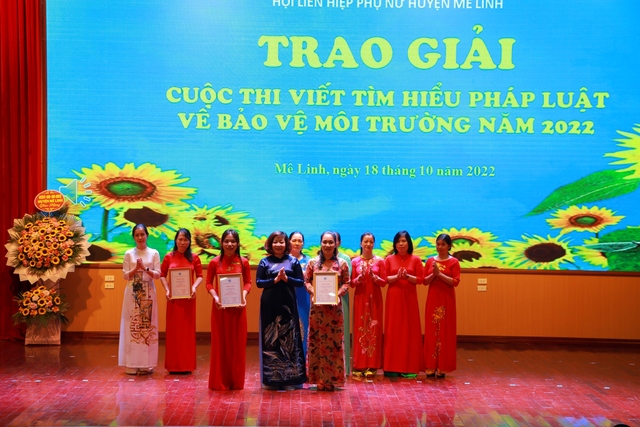 Ngày hội &quot;Phụ nữ Mê Linh sáng tạo&quot; nhân kỷ niệm 92 năm thành lập Hội LHPN Việt Nam và ngày Phụ nữ Việt Nam 20/10 - Ảnh 8.