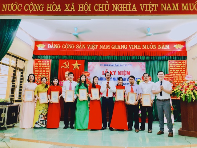 Xã Vạn Yên: Kỷ niệm 40 năm ngày Nhà giáo Việt Nam (20/11/1982-20/11/2022) - Ảnh 4.