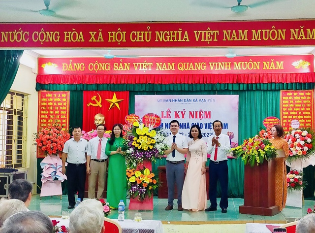 Xã Vạn Yên: Kỷ niệm 40 năm ngày Nhà giáo Việt Nam (20/11/1982-20/11/2022) - Ảnh 3.