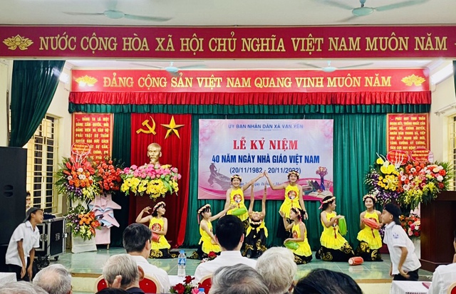 Xã Vạn Yên: Kỷ niệm 40 năm ngày Nhà giáo Việt Nam (20/11/1982-20/11/2022) - Ảnh 7.