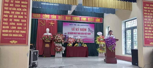 Xã Tự Lập long trọng tổ chức lễ kỷ niệm 40 năm ngày Nhà giáo Việt Nam (20/11/1982 – 20/11/2022) - Ảnh 3.