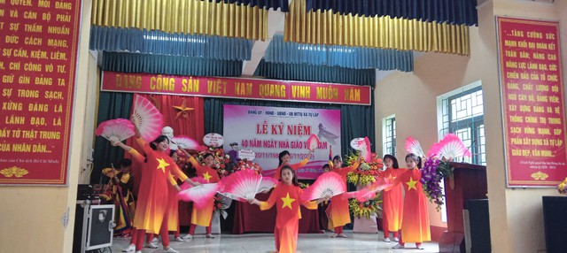 Xã Tự Lập long trọng tổ chức lễ kỷ niệm 40 năm ngày Nhà giáo Việt Nam (20/11/1982 – 20/11/2022) - Ảnh 23.