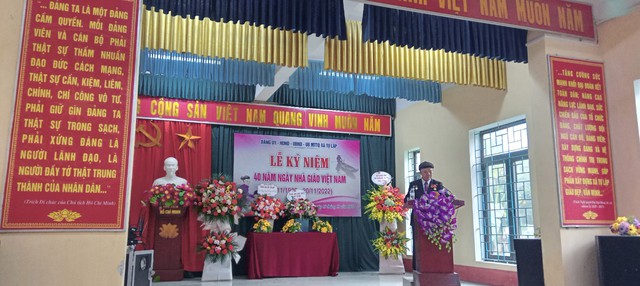 Xã Tự Lập long trọng tổ chức lễ kỷ niệm 40 năm ngày Nhà giáo Việt Nam (20/11/1982 – 20/11/2022) - Ảnh 7.