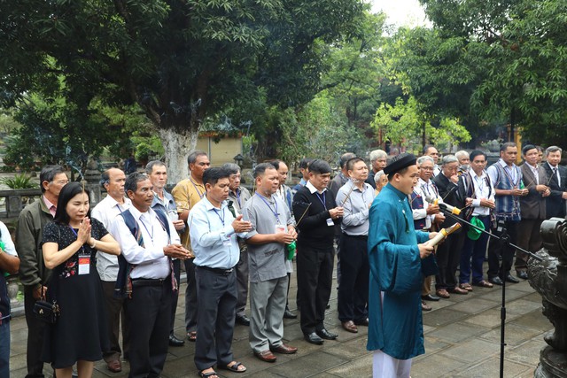 Đoàn công tác huyện Lâm Hà, tỉnh Lâm Đồng thăm, làm việc với huyện Mê Linh - Ảnh 1.