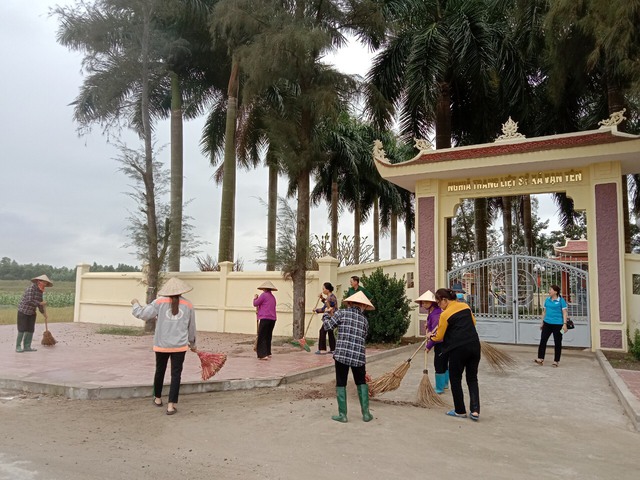 Xã Vạn Yên tổ chức Lễ phát động “Tổng vệ sinh môi trường” trên địa bàn xã Vạn Yên chào mừng huyện Mê Linh đạt chuẩn nông thôn mới - Ảnh 23.