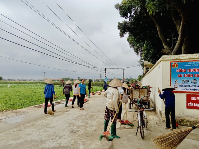 Xã Vạn Yên tổ chức Lễ phát động “Tổng vệ sinh môi trường” trên địa bàn xã Vạn Yên chào mừng huyện Mê Linh đạt chuẩn nông thôn mới - Ảnh 19.