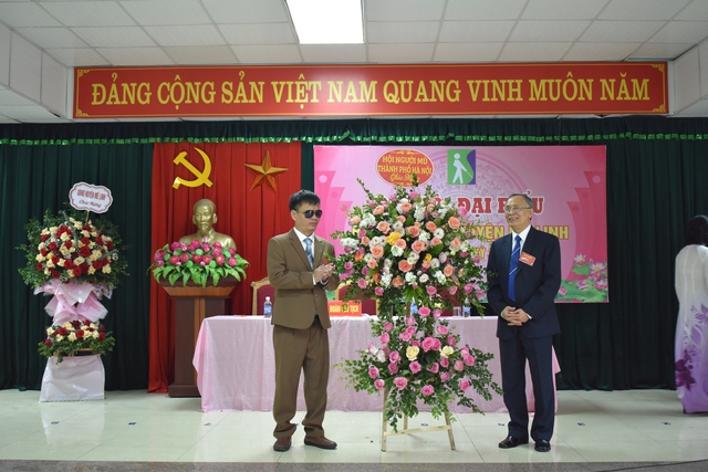 Hội Người mù huyện Mê Linh tổ chức thành công Đại hội đại biểu lần thứ VIII, nhiệm kỳ 2022 - 2027 - Ảnh 8.