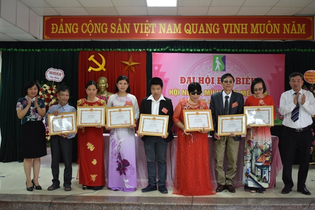 Hội Người mù huyện Mê Linh tổ chức thành công Đại hội đại biểu lần thứ VIII, nhiệm kỳ 2022 - 2027 - Ảnh 7.