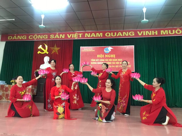Hội LHPN xã Tiền Phong tổ chức hội nghị tổng kết công tác Hội và phong trào phụ nữ năm 2022, triển khai phương hướng nhiệm vụ công tác Hội và phong trào phụ nữ năm 2023 - Ảnh 20.