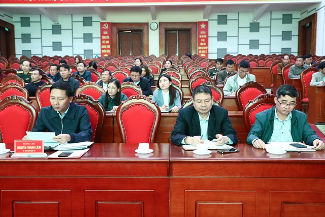 Thường trực HĐND Huyện Mê Linh tổ chức phiên họp giải trình về công tác đầu tư xây dựng công - Ảnh 1.