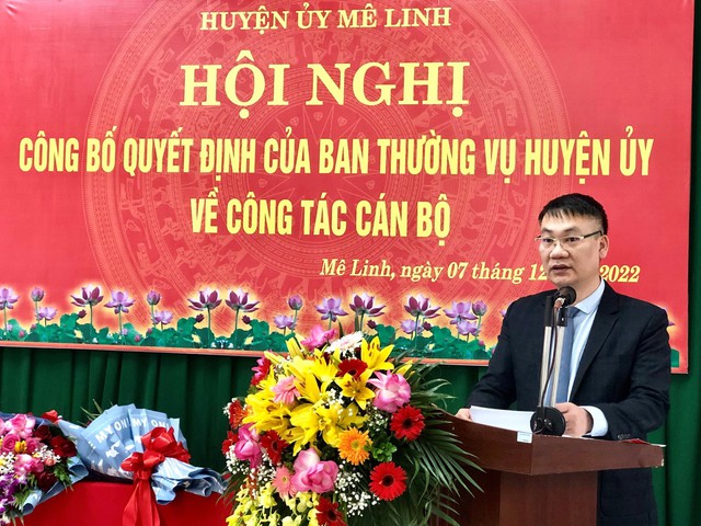 Huyện ủy Mê Linh tổ chức hội nghị công bố Quyết định của Ban Thường vụ Huyện ủy về công tác cán bộ - Ảnh 2.