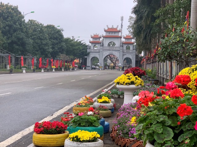 Đền Hai Bà Trưng - Di tích Quốc gia đặc biệt, huyện Mê Linh, thành phố Hà Nội điểm đến hấp dẫn du lịch văn hóa tâm linh đối với du khách thập phương - Ảnh 7.