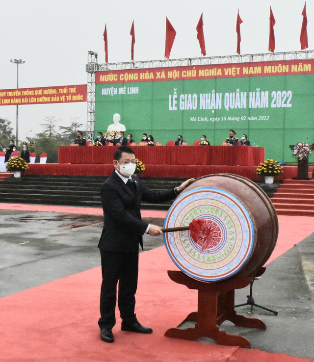 Mê Linh tổ chức thành công Lễ giao nhận quân năm 2022 - Ảnh 3.