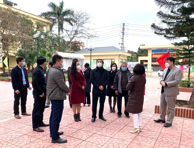 Đồng chí Nguyễn Thanh Liêm- Bí thư Huyện ủy kiểm tra công tác phòng, chống dịch tại thị trấn thị trấn Chi Đông, thị trấn Quang Minh và xã Tiền Phong - Ảnh 8.