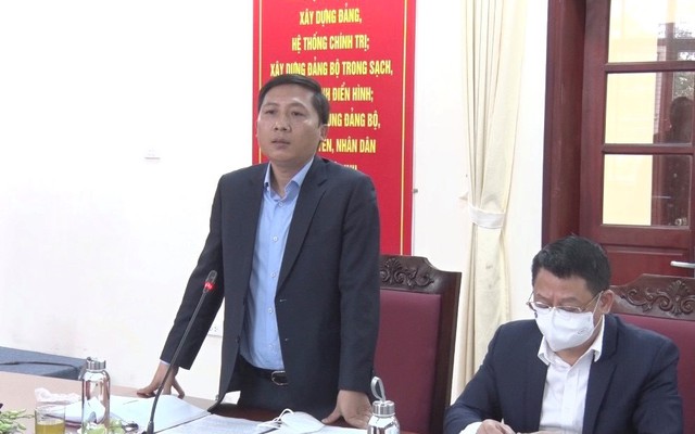 Đồng chí Đinh Tiến Dũng - Ủy viên Bộ Chính trị, Bí thư Thành ủy Hà Nội làm việc với Ban Thường vụ Huyện ủy Mê Linh - Ảnh 3.