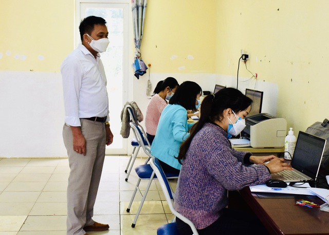 Trạm y tế lưu động xã Tráng Việt phát huy hiệu quả hỗ trợ bệnh nhân F0 - Ảnh 2.
