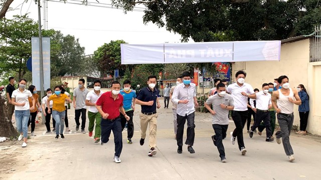 Thị trấn Chi Đông phát động Ngày chạy Olympic vì sức khỏe toàn dân và Chung kết Giải chạy Báo Hànộimới mở rộng lần thứ 47 - Vì hòa bình năm 2022 - Ảnh 3. Thị trấn Chi Đông phát động Ngày chạy Olympic vì sức khỏe toàn dân và Chung kết Giải chạy Báo Hànộimới mở rộng lần thứ 47 - Vì hòa bình năm 2022 - Ảnh 3.