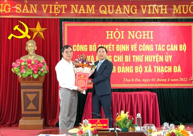 Đồng chí Nguyễn Thanh Liêm – Bí thư Huyện ủy Mê Linh làm việc với Đảng ủy xã Thạch Đà - Ảnh 2.