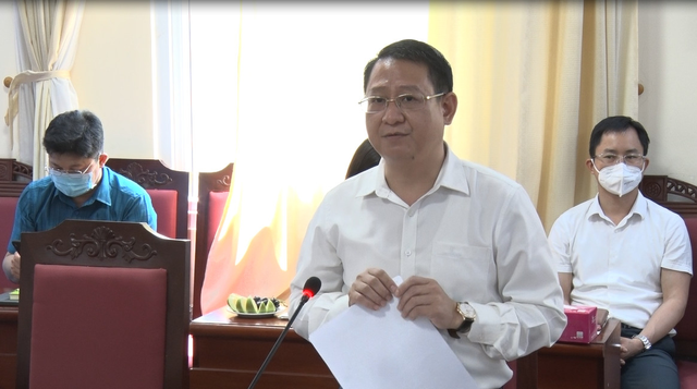 Thứ trưởng Bộ GD&ĐT Nguyễn Hữu Độ kiểm tra triển khai chương trình giáo dục phổ thông mới của Hà Nội - Ảnh 2.