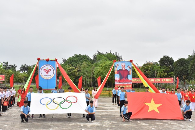 Khai mạc Đại hội TDTT xã Mê Linh lần thứ X năm 2021-2022 - Ảnh 4.