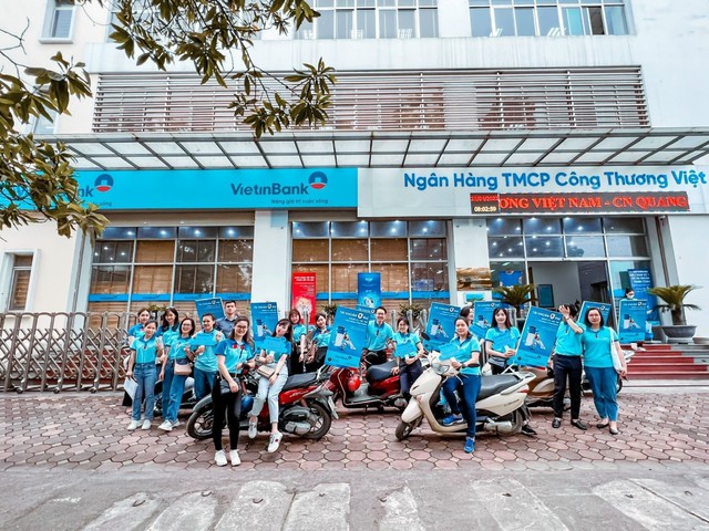 Đoàn thanh niên Ngân hàng Công thương Chi nhánh Quang Minh triển khai chiến dịch &quot;VIETINBANK PHỦ XANH VIETQR&quot; - Ảnh 3.