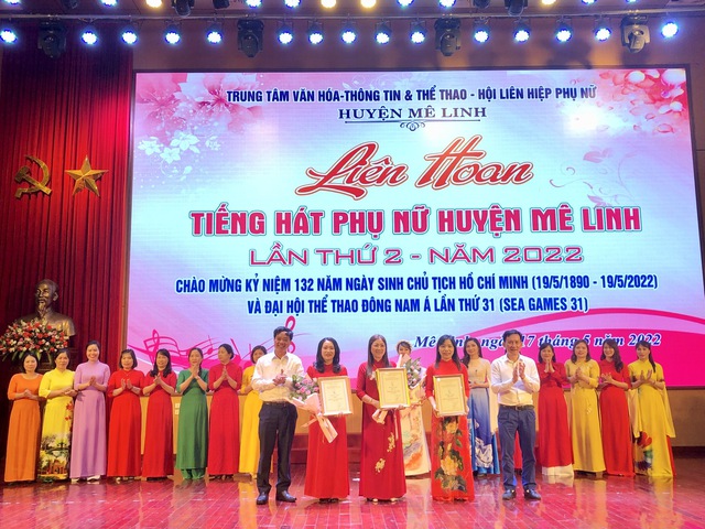 Ấn tượng Liên hoan văn nghệ “Tiếng hát phụ nữ Mê Linh” lần thứ 2 – năm 2022 - Ảnh 5.