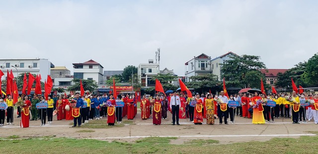 Khai mạc Đại hội TDTT thị trấn Quang Minh lần thứ IX năm 2022 - Ảnh 2.