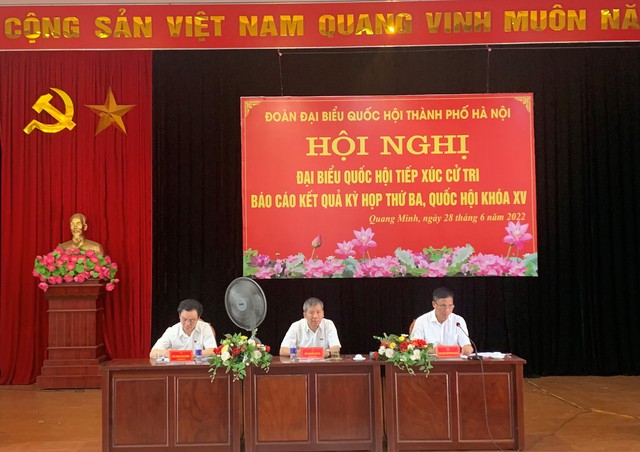 Đại biểu Quốc hội thành phố Hà Nội tiếp xúc cử tri huyện Mê Linh - Ảnh 1.
