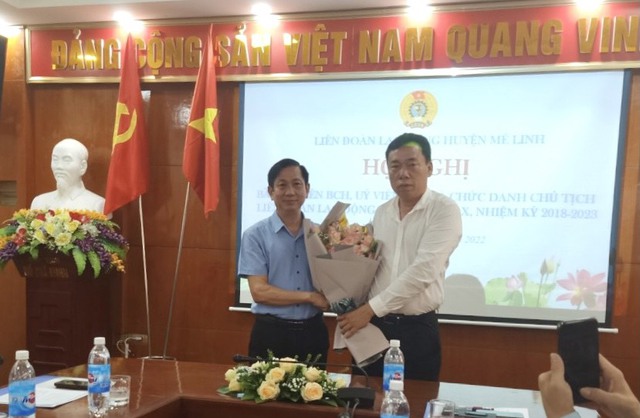 Đồng chí Lê Duy Hưng – Bí thư Đảng ủy xã Chu Phan được bầu giữ chức Chủ tịch LĐLĐ huyện khóa X - Ảnh 1.