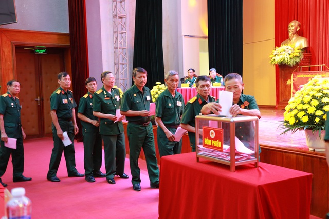 Đại hội Đại biểu Hội Cựu chiến binh huyện Mê Linh lần thứ VII, nhiệm kỳ 2022- 2027 - Ảnh 13. Đại hội Đại biểu Hội Cựu chiến binh huyện Mê Linh lần thứ VII, nhiệm kỳ 2022- 2027 - Ảnh 13.