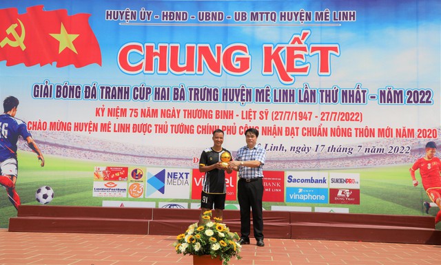 Đội FC Tiền Phong vô địch giải Bóng đá tranh cúp Hai Bà Trưng huyện Mê Linh năm 2022 - Ảnh 9.