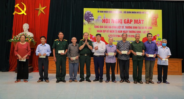 Gặp mặt, tặng quà các gia đình thương binh, liệt sỹ nhân dịp kỷ niệm 75 năm ngày Thương binh – Liệt sỹ - Ảnh 15.