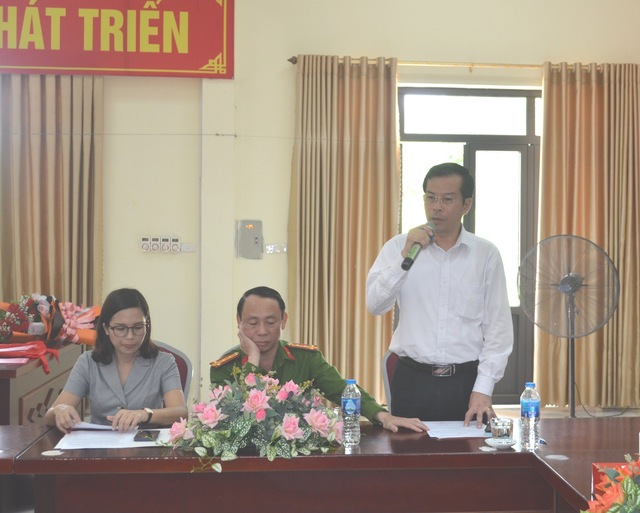 Công bố các Quyết định của Ban Thường vụ Huyện ủy Mê Linh về việc điều động Bí thư Đảng ủy xã Hoàng Kim và Trưởng phòng Tư pháp huyện - Ảnh 4.