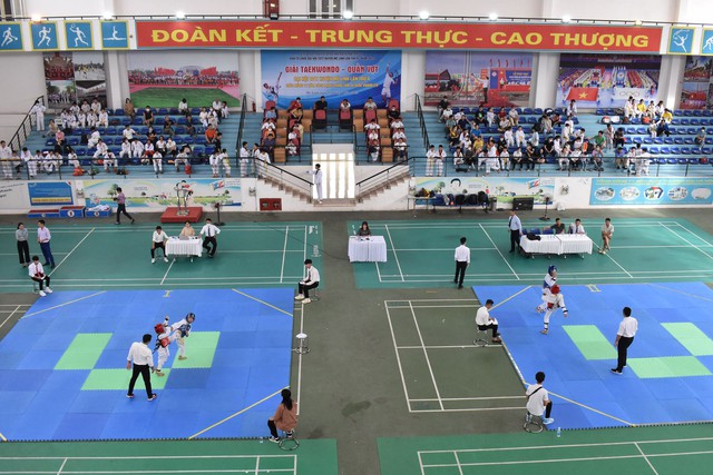 Sôi nổi giải Taekwondo Thiếu niên nhi đồng - Quần vợt Đại hội TDTT huyện Mê Linh lần thứ X, năm 2022 - Ảnh 7.