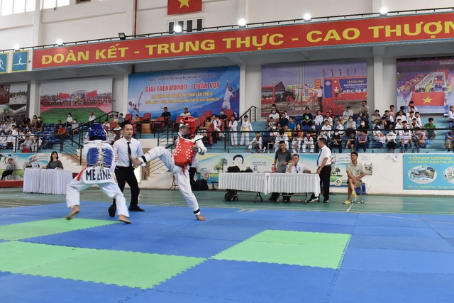 Sôi nổi giải Taekwondo Thiếu niên nhi đồng - Quần vợt Đại hội TDTT huyện Mê Linh lần thứ X, năm 2022 - Ảnh 6.