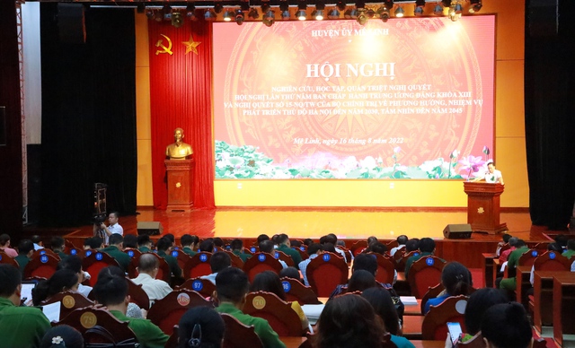 Ban Thường vụ Huyện ủy Mê Linh tổ chức nghiên cứu, học tập, quán triệt Nghị quyết cho đảng viên của các chi, đảng ủy trực thuộc Huyện ủy - Ảnh 1.